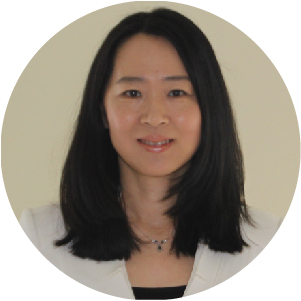 Joanna Wu is the Susanna and Evans Y. Lam Professor of Business Administration at Simon Business School. 